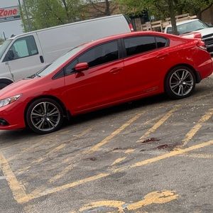 Meet your Posher, Julio